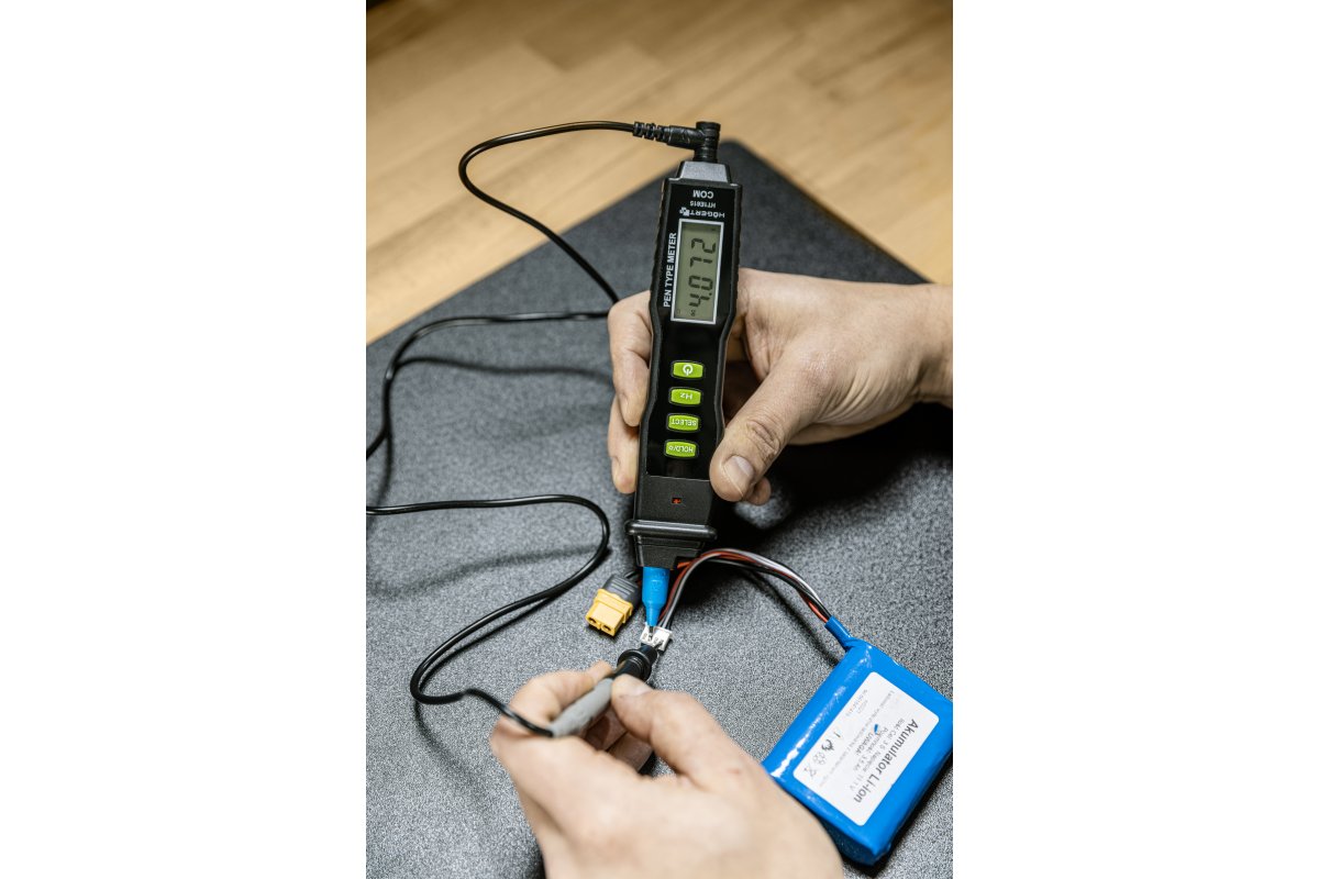 Högert Technik Universal-Multimeter Smart All-in