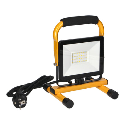 CAVO tragbarer LED-Fluter 30W, auf Stativ, 2100 lm, IP44, 4000K, Neutral weiß, mit 1,5m Kabel