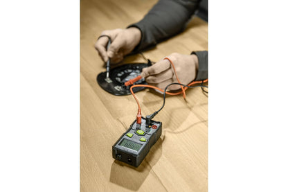 Högert Technik Universelles digitales Messgerät FULL-SMART